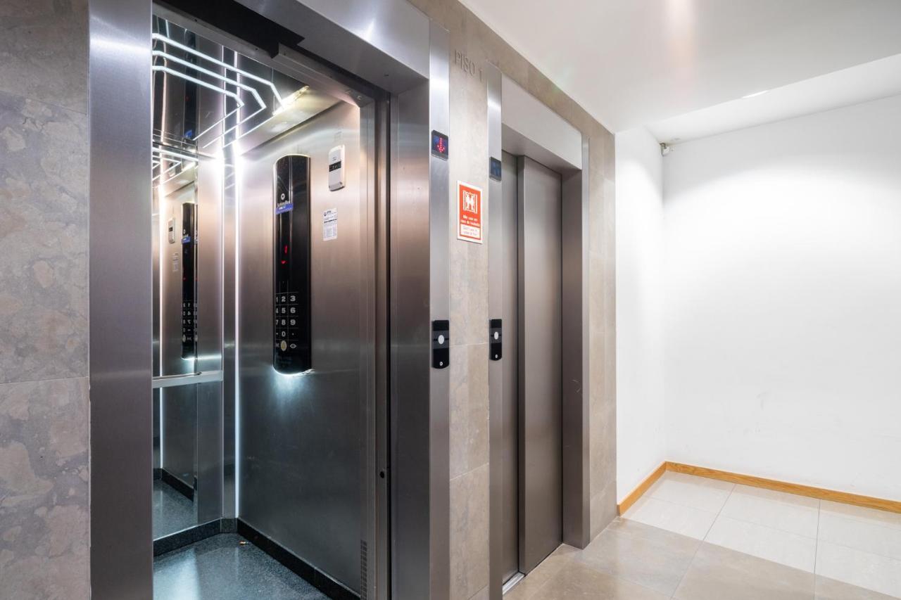 Whome Ajuda 31 Premium W/ Elevator & Parking Лиссабон Экстерьер фото